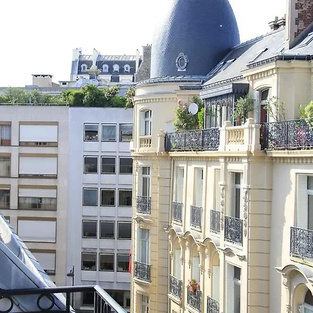 Champs Elysees Appartement