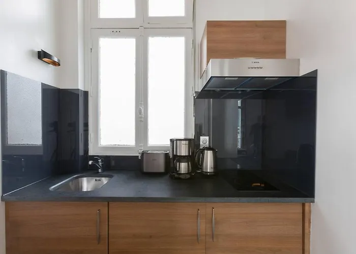 Apartment Champs Elysees Paris